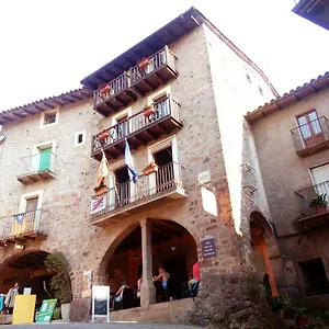 Hotel Menció - Plaça Major Santa Pau